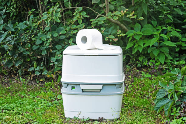 Best Portable restroom trailer rental  in Delcambre, LA