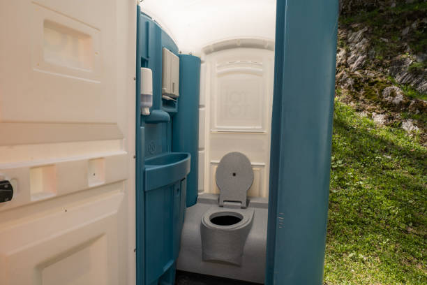 Best Emergency porta potty rental  in Delcambre, LA